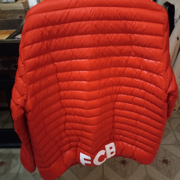 Adidas jacket - Picture 2 of 3